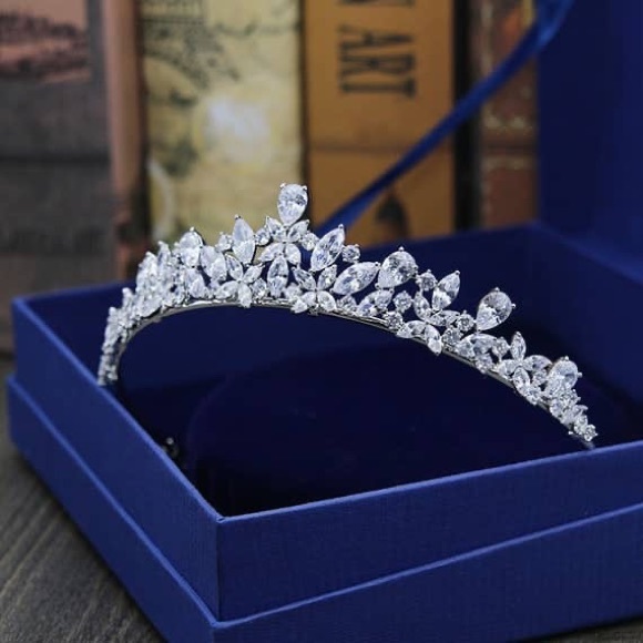 Floral Cubic Zirconia Bridal Tiara - Picture 9 of 9